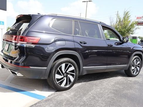Used 2024 Volkswagen Atlas SEL AWD/4WD image 7