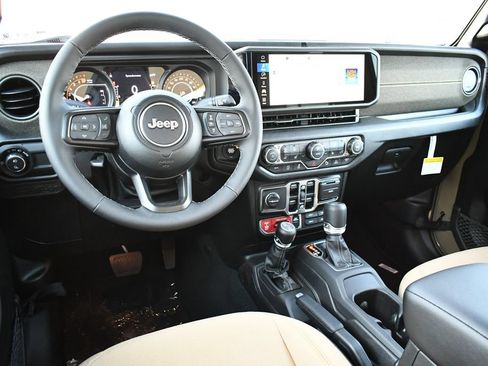 New 2026 Jeep Gladiator Willys AWD/4WD image 13
