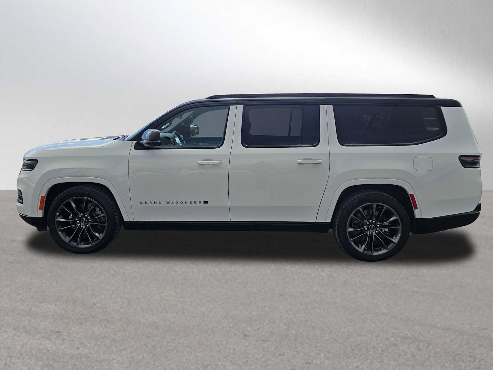 Used 2024 Jeep Grand Wagoneer L Series III w/ Quick Order Packagew 28T AWD/4WD image 6