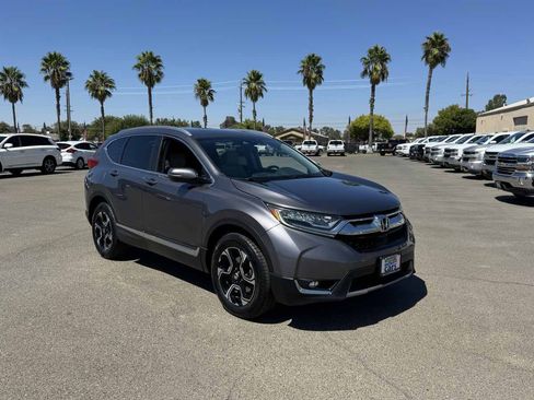 Used 2017 Honda CR-V Touring image 2