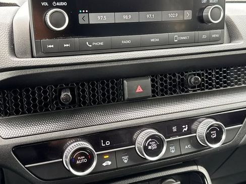 Used 2025 Honda CR-V LX image 30
