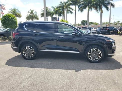 Certified 2023 Hyundai Santa Fe Limited image 4