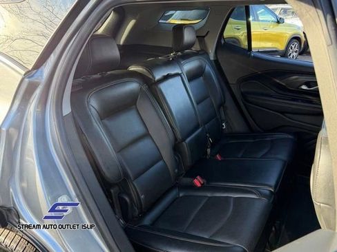 Used 2020 GMC Terrain SLT w/ Preferred Package image 18