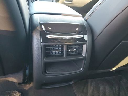 Used 2025 Cadillac XT5 Premium Luxury w/ Technology Package image 15