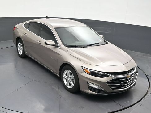 Used 2024 Chevrolet Malibu LS FWD image 26