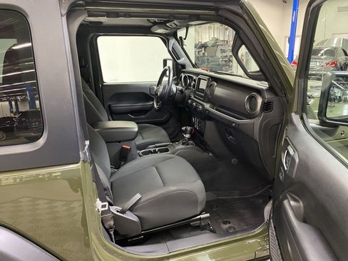 Used 2021 Jeep Wrangler Willys image 13