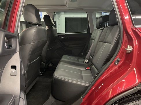 Used 2017 Subaru Forester 2.5i Touring image 33