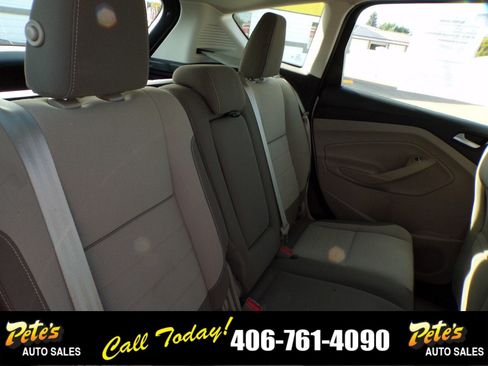 Used 2015 Ford C-MAX SE image 15