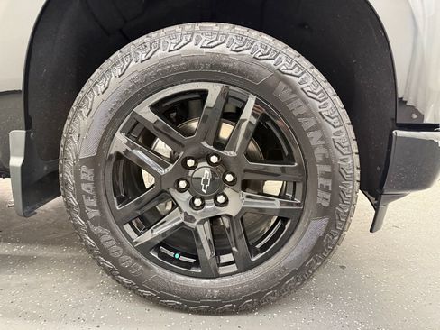 Used 2024 Chevrolet Silverado 1500 RST w/ Convenience Package II AWD/4WD image 21