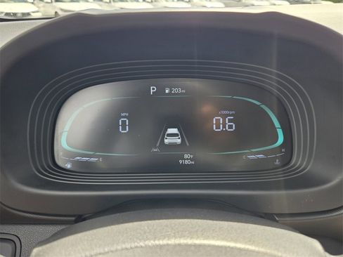 Certified 2023 Hyundai Venue Limited w/ Cargo Package image 26