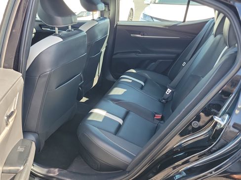 Certified 2025 Toyota Camry SE image 23
