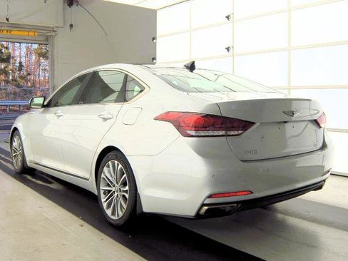 Used 2017 Genesis G80 3.8 w/ Option Group 03 image 6