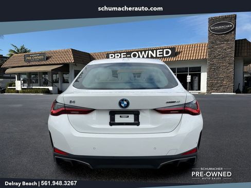 Used 2022 BMW i4 eDrive40 RWD image 6