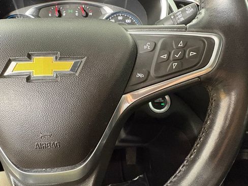 Used 2018 Chevrolet Equinox LT FWD image 29