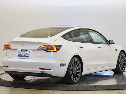 Used 2021 Tesla Model 3 Performance image 5