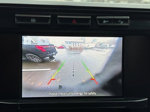 Used 2024 Ford F250 XLT w/ FX4 Off-Road Package image 18