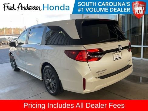 New 2026 Honda Odyssey Touring image 24