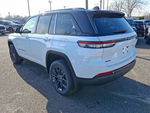 New 2025 Jeep Grand Cherokee Limited image 7