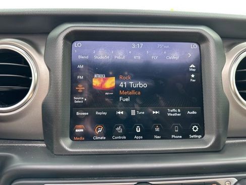 Used 2022 Jeep Wrangler Unlimited Rubicon w/ LED Lighting Group image 18