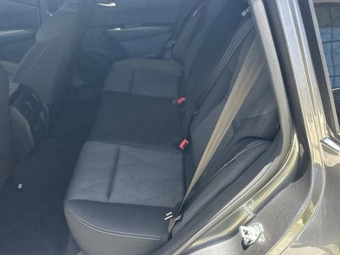 Used 2026 Nissan Rogue SV FWD image 13