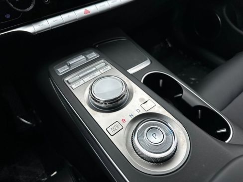 New 2025 Genesis Electrified GV70 Advanced w/ Prestige Package image 22