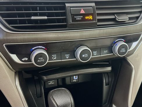 Used 2020 Honda Accord LX image 22