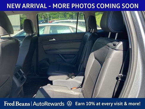 Used 2023 Volkswagen Atlas SE w/ Panoramic Sunroof Package AWD/4WD image 11