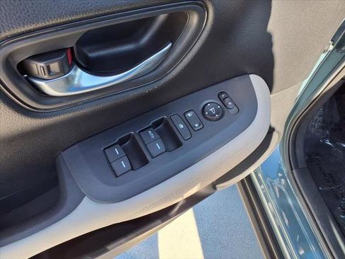 Used 2024 Honda HR-V LX image 12