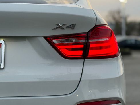 Used 2018 BMW X4 xDrive28i image 14