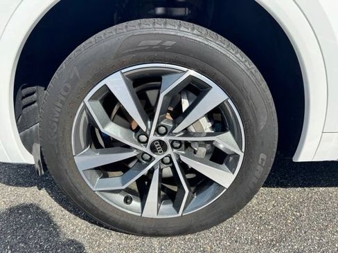 Certified 2023 Audi Q5 2.0T Premium Plus w/ Premium Plus Package AWD/4WD image 14