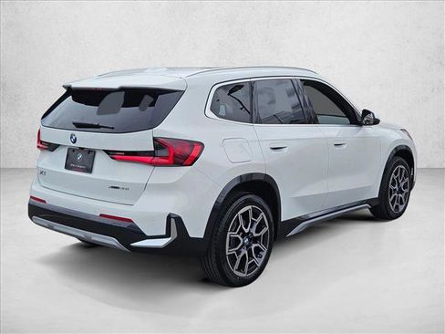 New 2026 BMW X1 xDrive28i w/ Technology Package AWD/4WD image 2