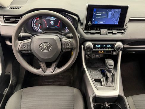 Used 2024 Toyota RAV4 LE AWD/4WD image 27