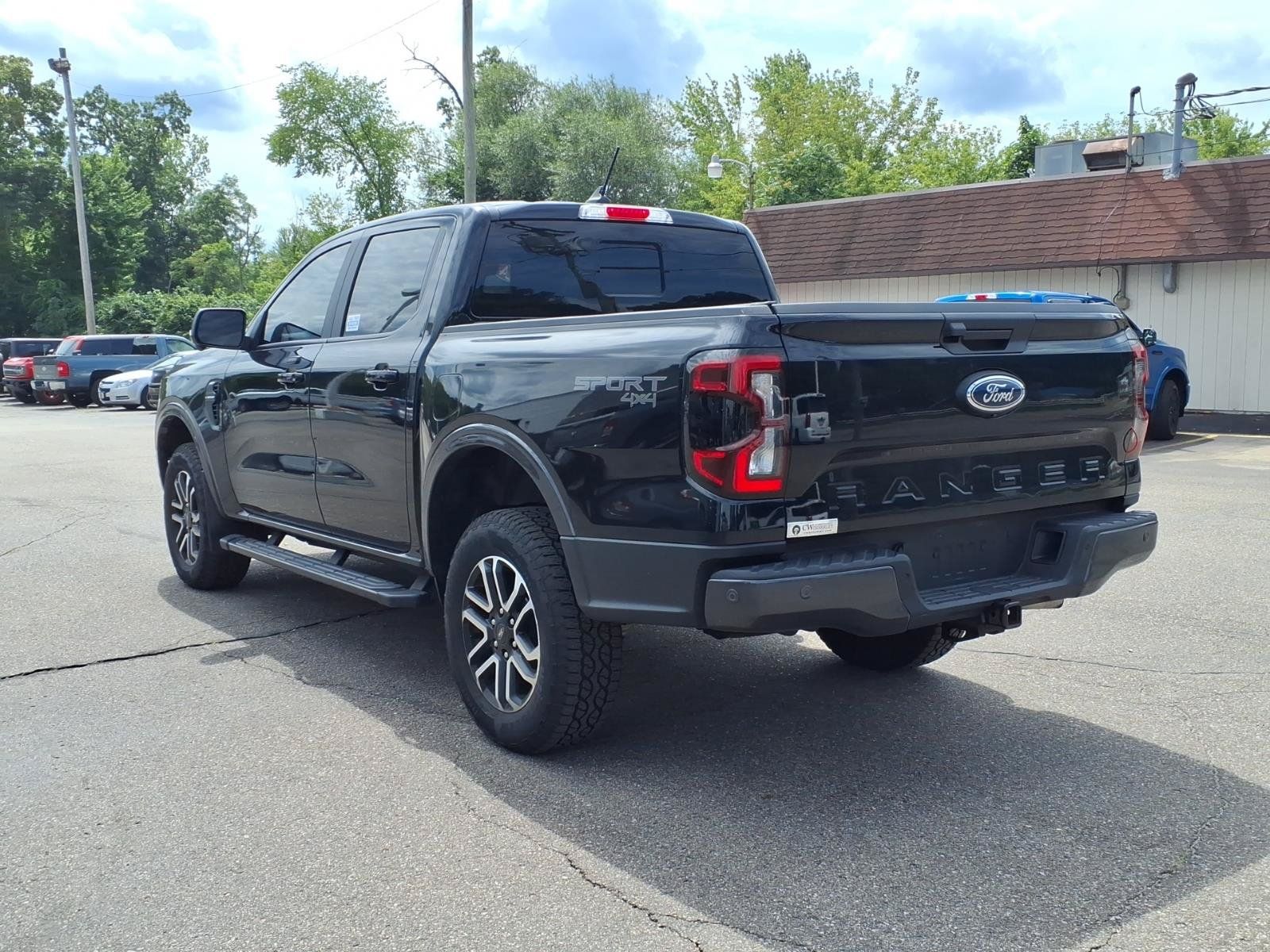 Used 2024 Ford Ranger Lariat w/ Advanced Towing Package AWD/4WD image 12