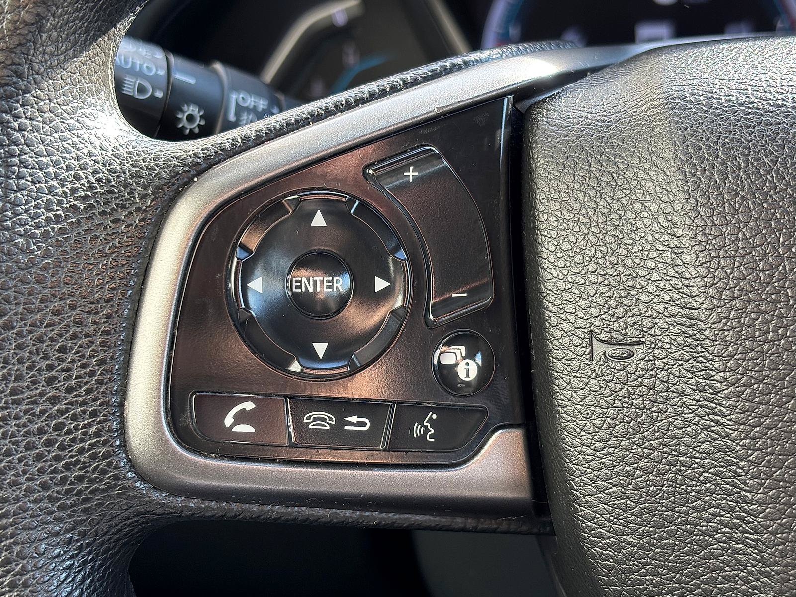 Certified 2019 Honda Civic EX image 29