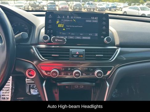 Used 2022 Honda Accord Sport image 11