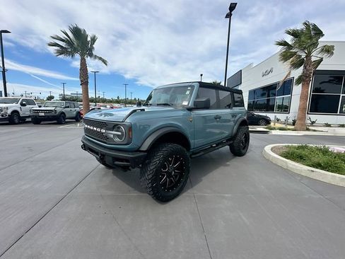 Certified 2022 Ford Bronco Badlands image 3