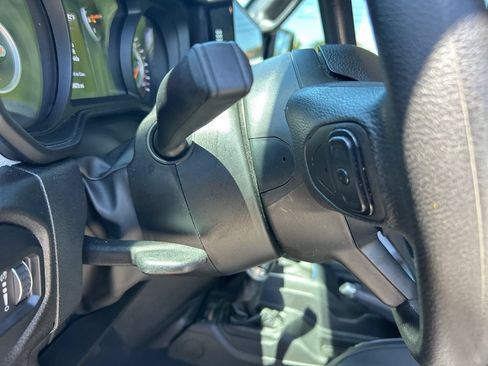 Certified 2025 Jeep Wrangler Sport AWD/4WD image 34