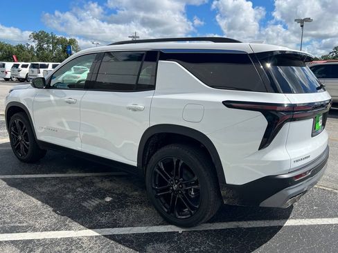 New 2027 Chevrolet Traverse LT FWD image 29
