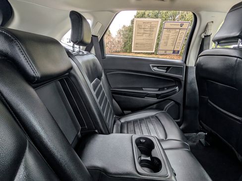 Used 2023 Ford Edge SEL image 30