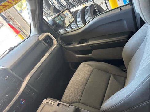 Used 2021 Ford F150 XLT image 6