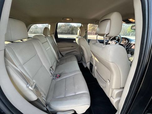 Used 2014 Jeep Grand Cherokee Laredo w/ Quick Order Package 23E image 15