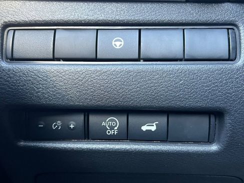 New 2026 Nissan Rogue SV image 25