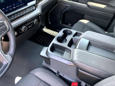 Used 2023 Chevrolet Silverado 1500 LT RWD image 16