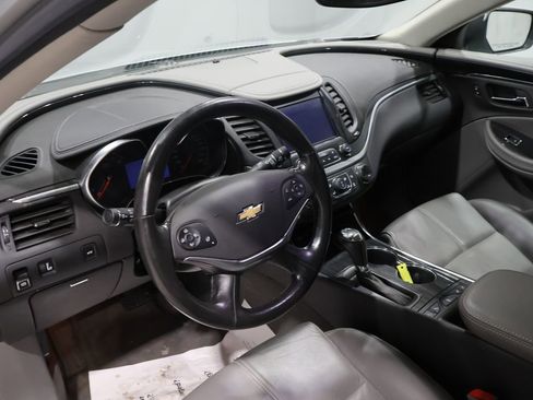 Used 2019 Chevrolet Impala LT image 15