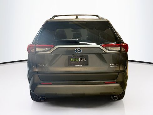 Used 2021 Toyota RAV4 Limited image 7