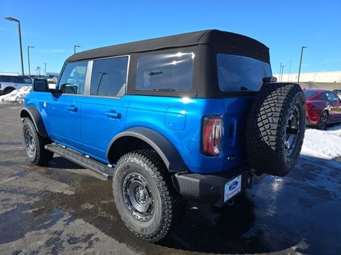 Used 2024 Ford Bronco Outer Banks image 3