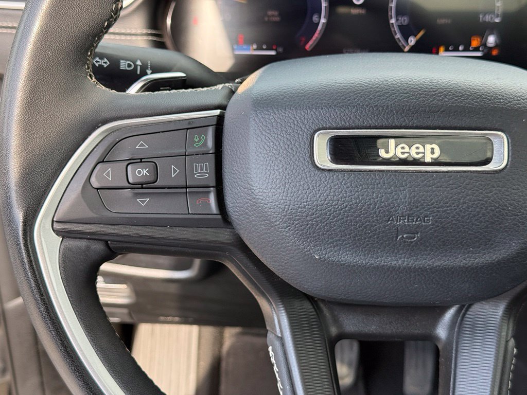 Used 2023 Jeep Grand Cherokee L Laredo AWD/4WD image 15