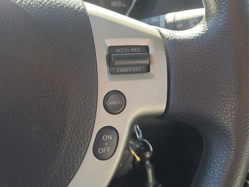 Used 2009 Nissan Rogue SL w/ Moonroof Pkg image 14