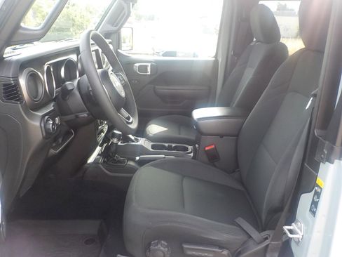 Used 2023 Jeep Wrangler Sport image 12