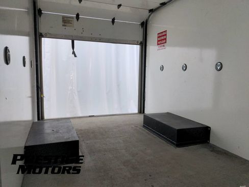Used 2023 Ford Transit 350 DRW RWD image 26